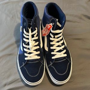 Brand New| Filmore HI Vans | Size 13 Mens